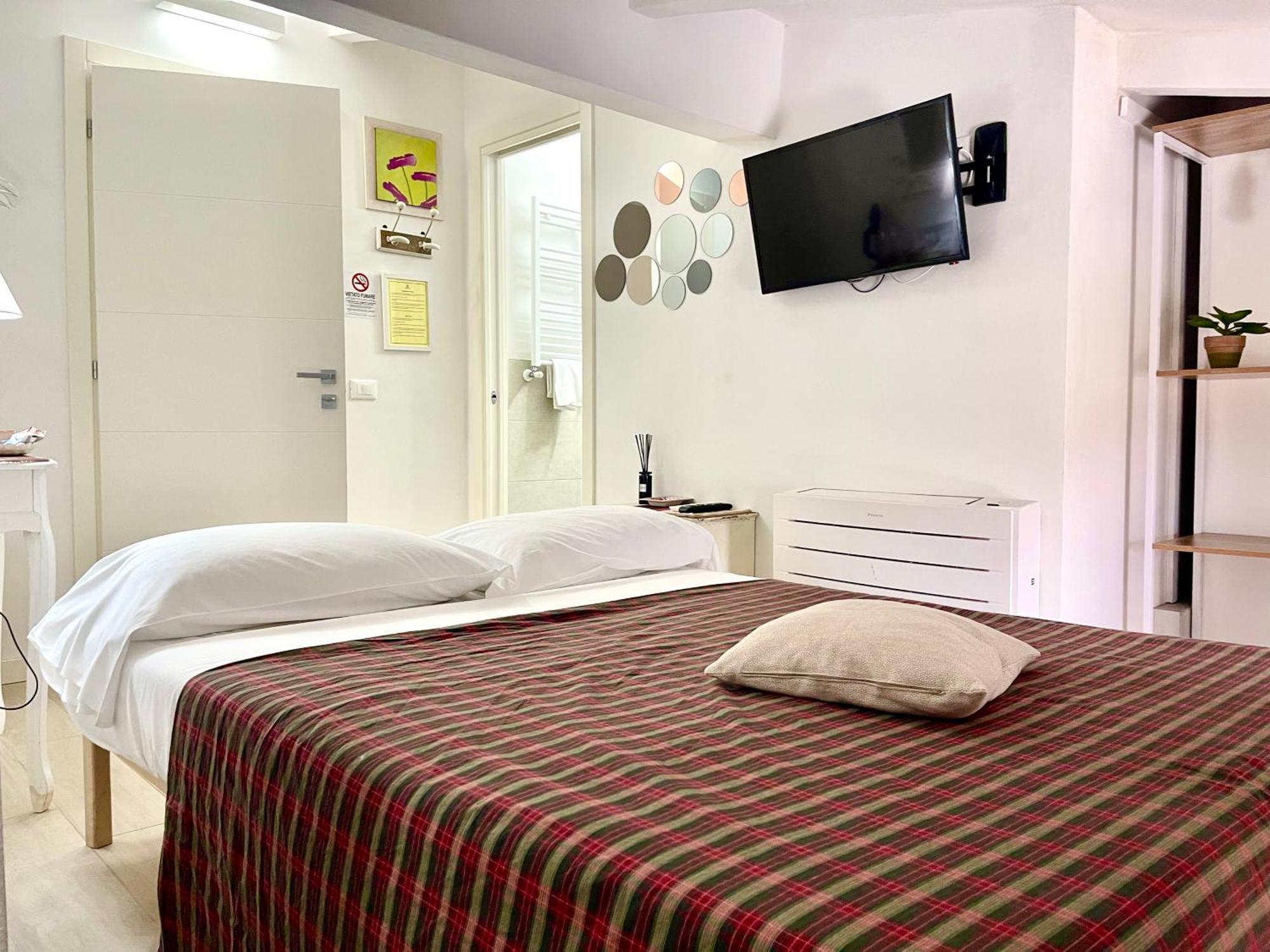 Dimora Di Charme Rooms & Apartments Peschiera del Garda Exterior foto